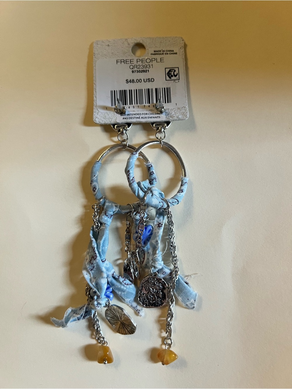 Free People Juniper Hoop Earrings NWT MSRP $48 - Picture 5 of 5